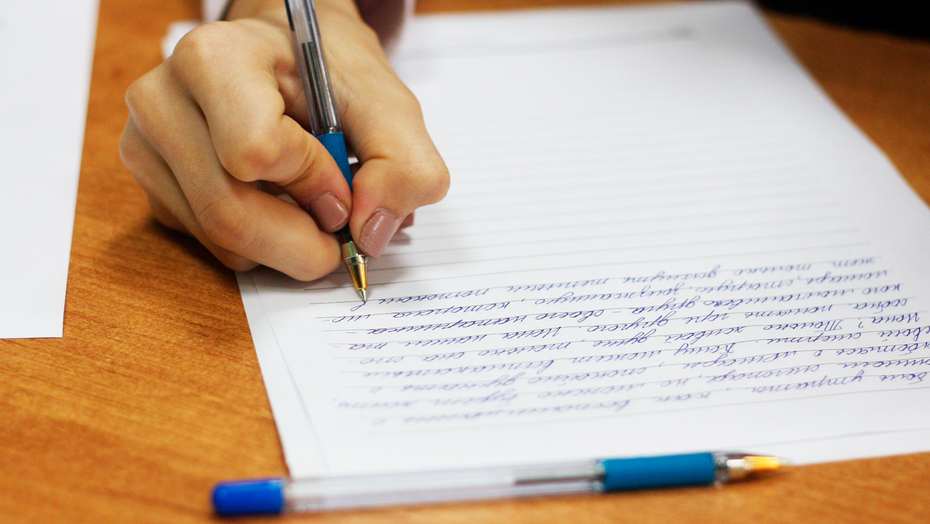 58% школьников используют примеры из новостей в сочинениях ЕГЭ